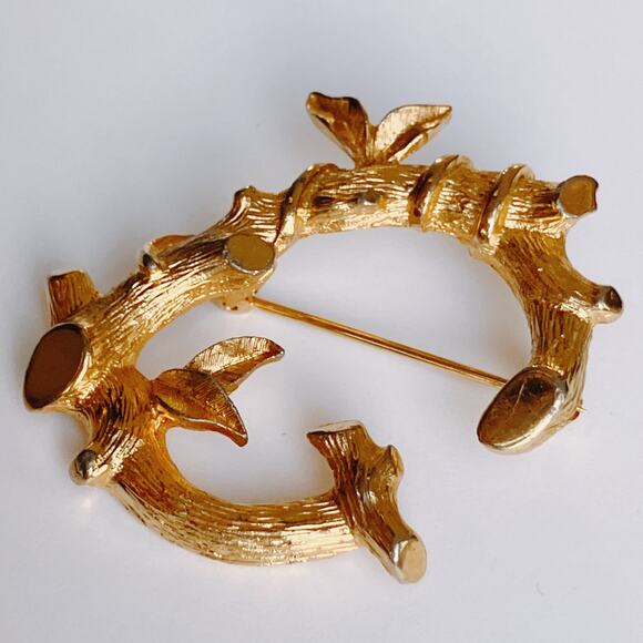 VTG Signed Sarah Coventry Brooch Twig Leaf Mid Century Gold Tone Jewelry - Picture 5 of 10